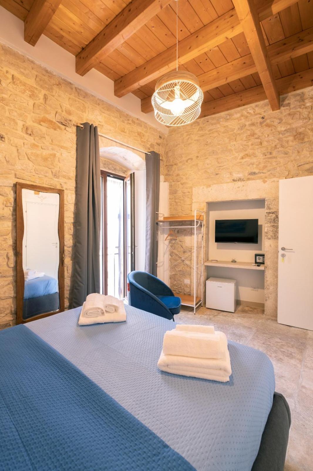 Palazzo Rizzi Dimora Dei Templari Otel Bitetto Dış mekan fotoğraf