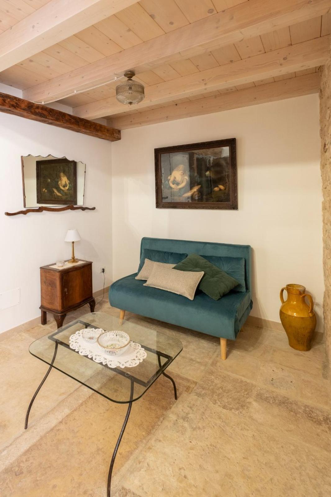 Palazzo Rizzi Dimora Dei Templari Otel Bitetto Dış mekan fotoğraf