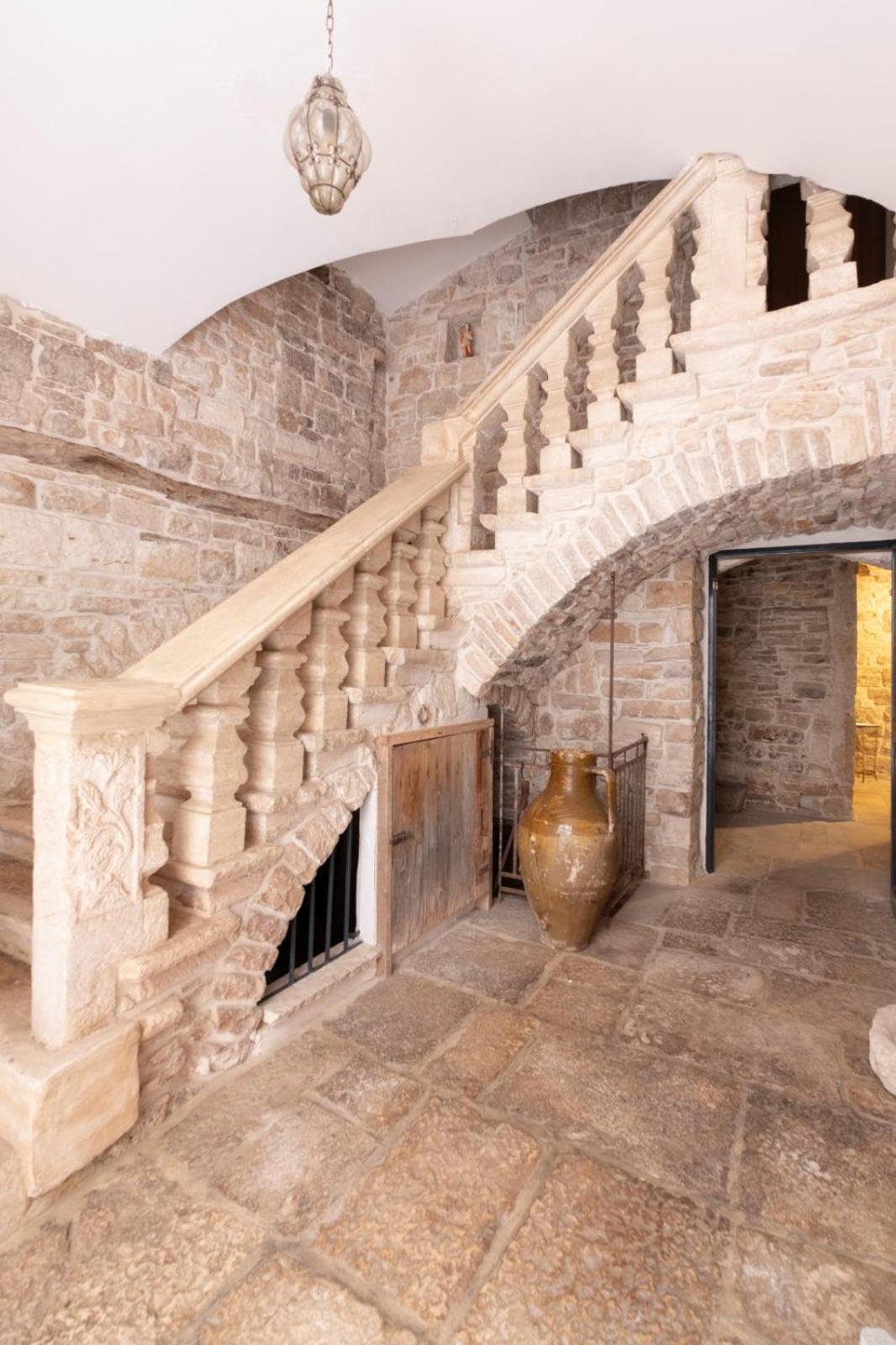Palazzo Rizzi Dimora Dei Templari Otel Bitetto Dış mekan fotoğraf