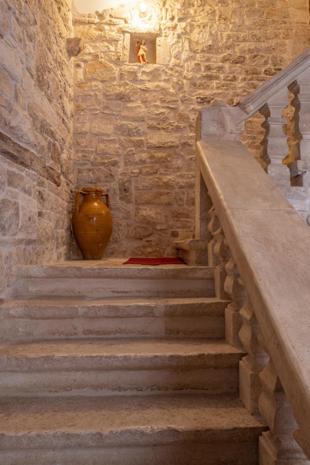 Palazzo Rizzi Dimora Dei Templari Otel Bitetto Dış mekan fotoğraf