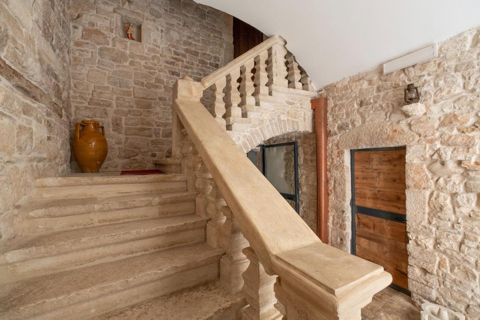 Palazzo Rizzi Dimora Dei Templari Otel Bitetto Dış mekan fotoğraf